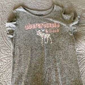 short sleeve shirt